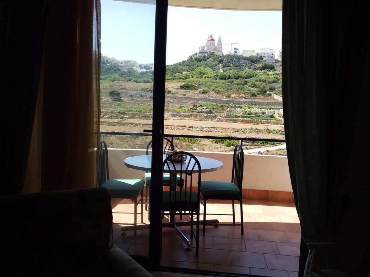 The Halcyon Apartamento Mellieha Exterior foto